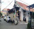 DIJUAL : Rumah lokasi strategis cocok untuk kost di Tanjung Duren, Jakarta Barat