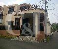 DIJUAL : Rumah Hook, Siap Huni, Luas Tanah 180m2 di Taman Aries