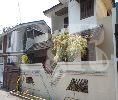 DIJUAL : Rumah Ukuran Tanah 12m x 18m, 2 Lantai, Lokasi Bagus, Tidak Banjir di Duri Kepa, Jakarta Barat